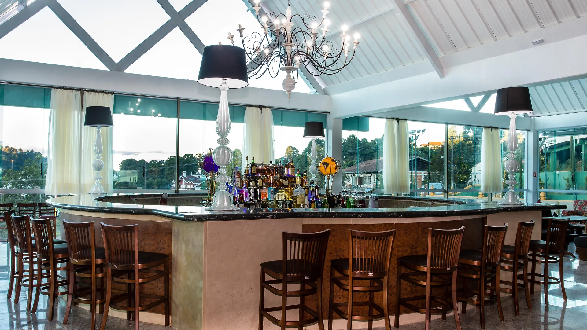Hotel Dan Inn Campos Do Jordao 3*,