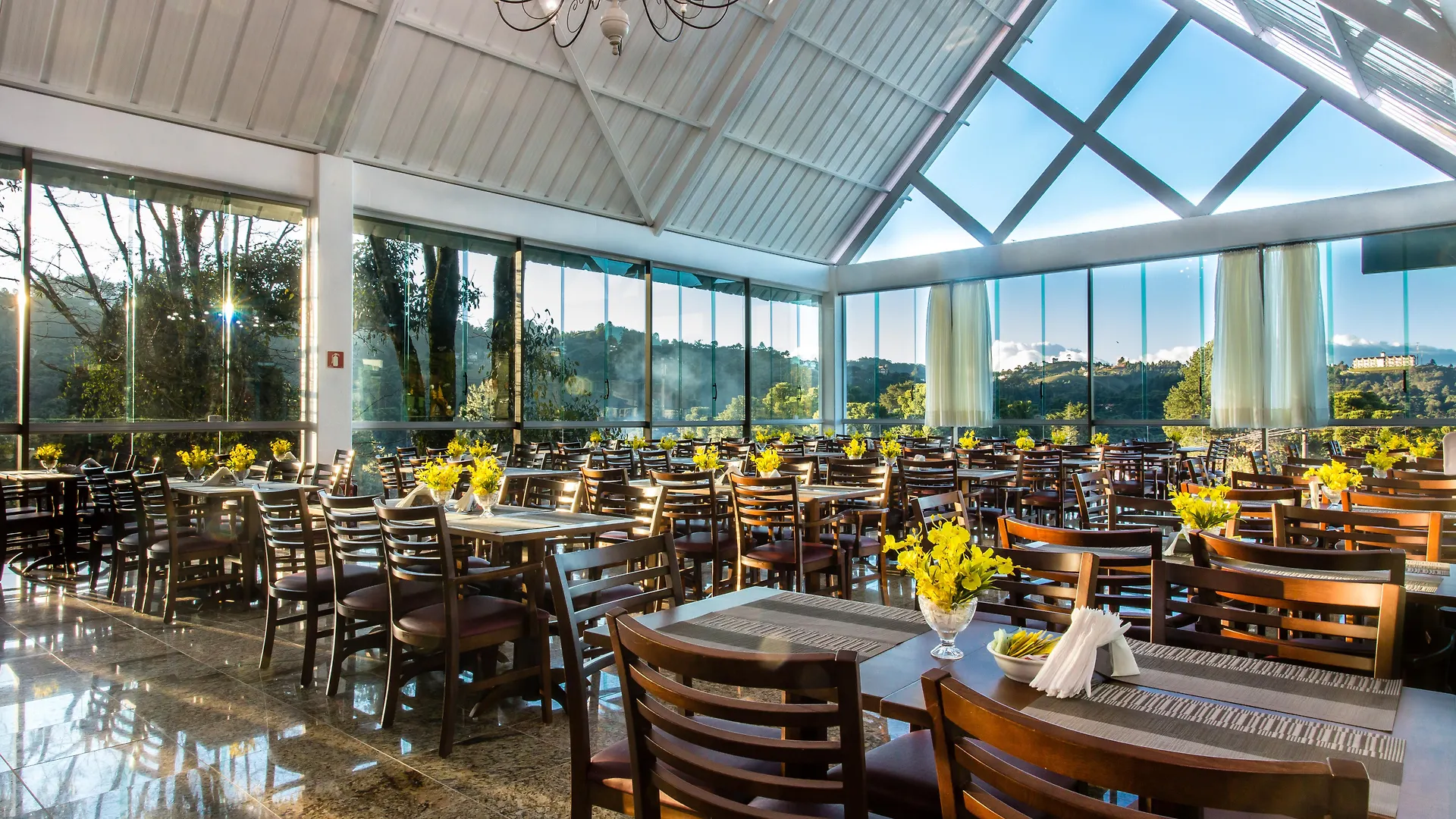Hotel Dan Inn Campos Do Jordao